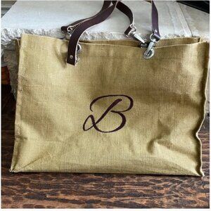 Home Essentials monogrammed B jute shoulder bag tote with top zipper